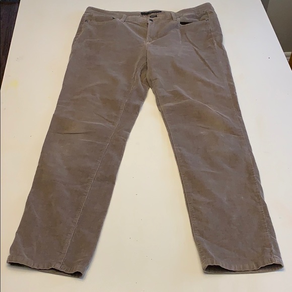 Women’s size 16 pants - Picture 1 of 3